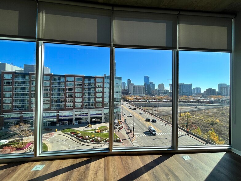 Building Photo - 1136 S Delano Ct W