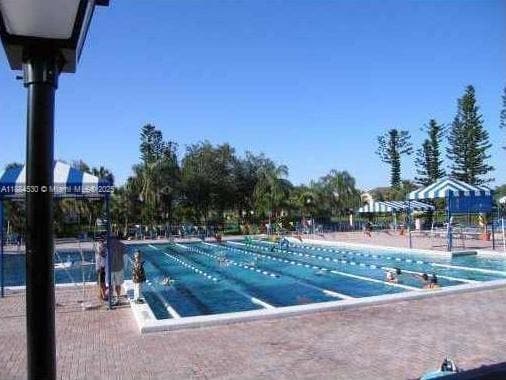 Building Photo - 4599 Carambola Cir S