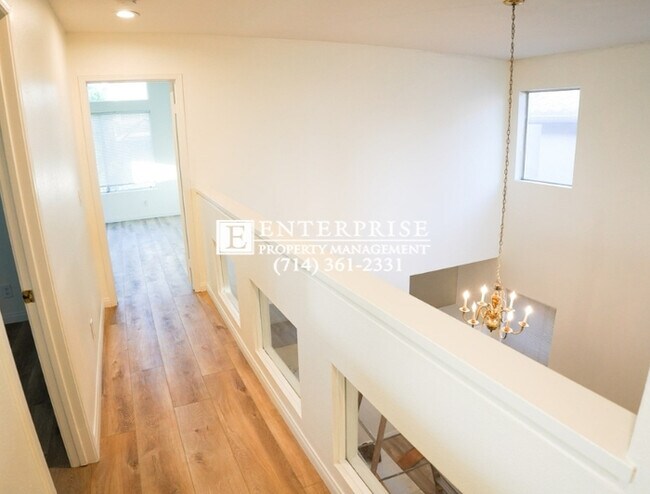 Building Photo - Spacious 4BD Home with Office & Yard | Top Schools