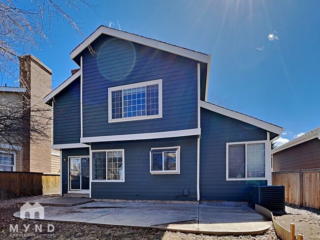 Building Photo - 2304 S Gray Dr