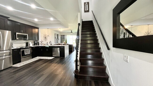 Building Photo - 4971 Pond Ridge Dr