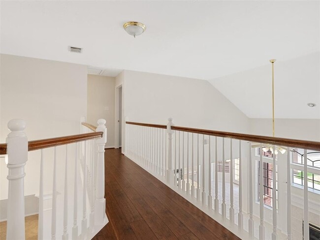 Building Photo - 23334 Fairbranch Dr