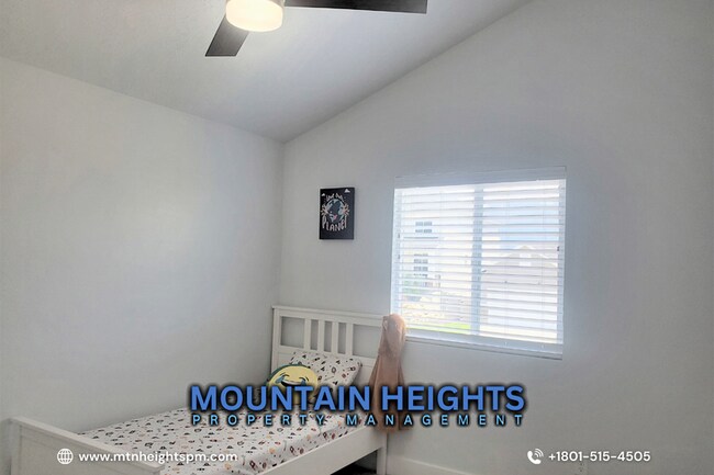 Building Photo - 3861 Spring Brook Ln