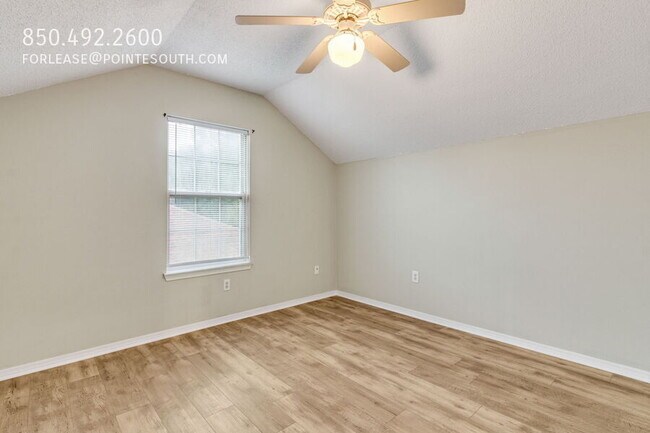 Building Photo - 917 Claeven Cir