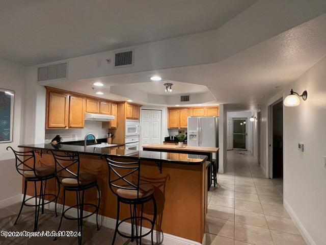 Building Photo - 161 Majestic Bay Ave