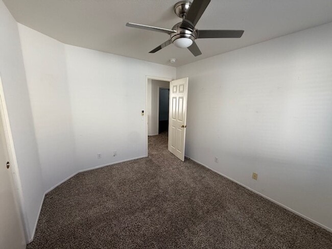 Building Photo - Welcome to Wagon Wheel – 4 Bed + Office | ...