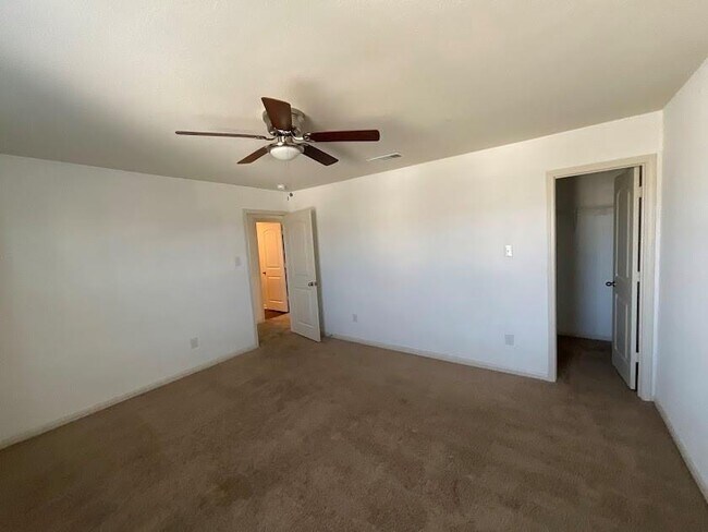 Building Photo - 172 Allington Cir