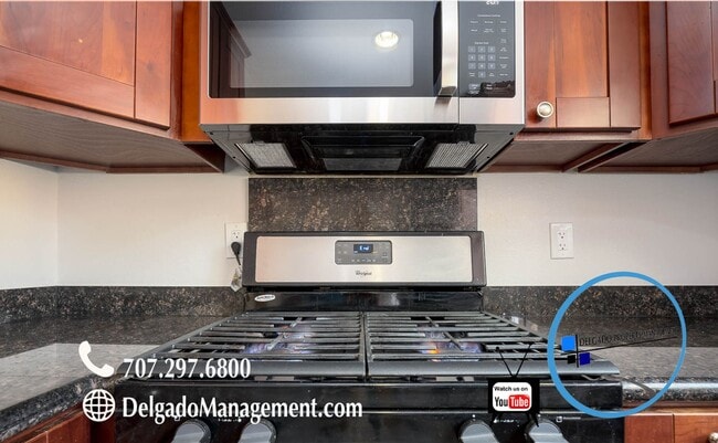 Building Photo - East Vallejo historic home with modern upgrades