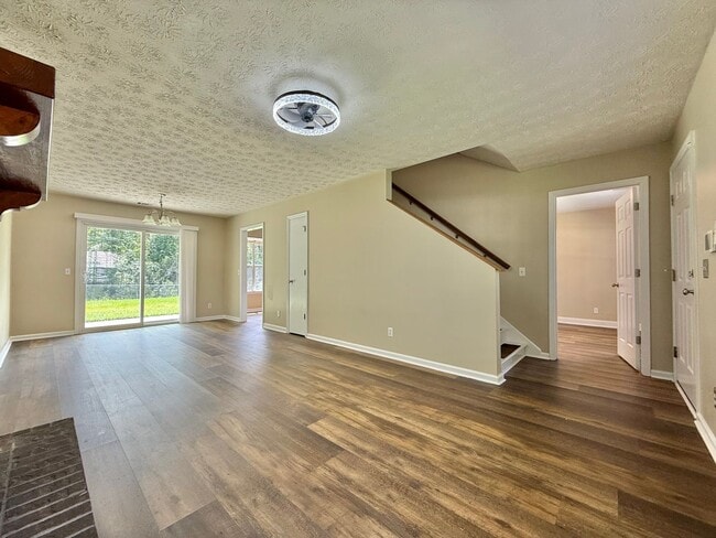 Building Photo - 279 Rice Gate Dr