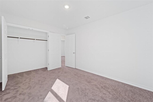 Building Photo - 4908 Plum Peach Bend