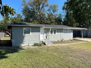 Building Photo - 2345 Little Pocket Rd