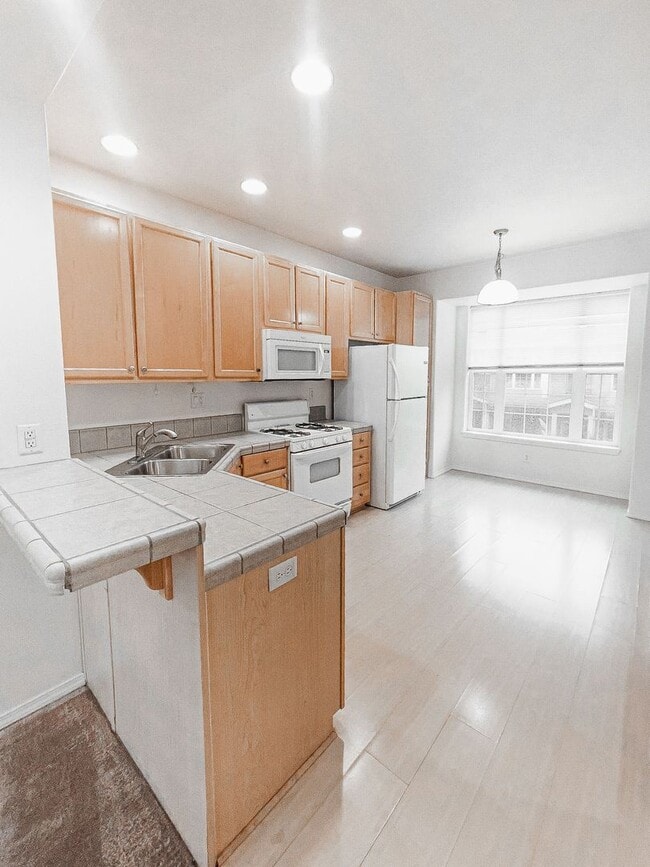 Building Photo - 15467 Brianne Ct
