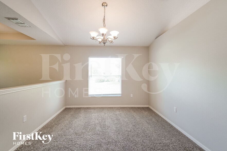 Building Photo - 6810 Eagle Ridge Loop