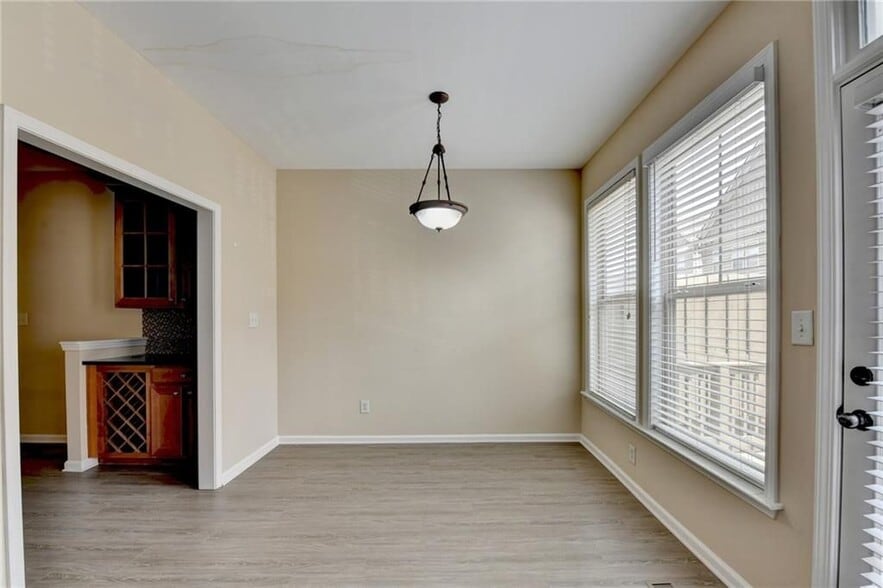 Building Photo - 4406 Village Field Place