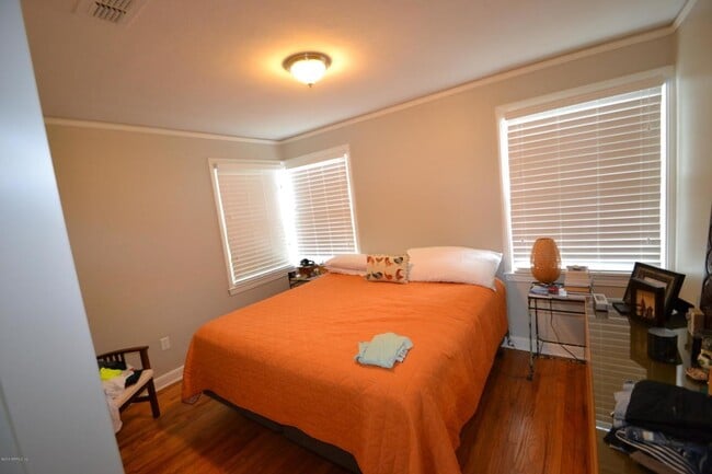 Building Photo - 2125 Arcadia Pl