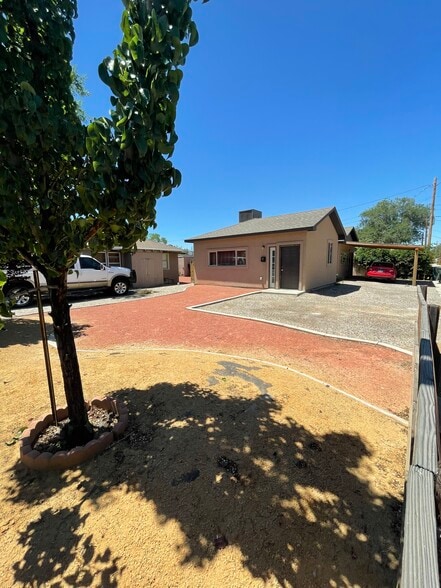 Front of the property/parking space - 125 N 17th St