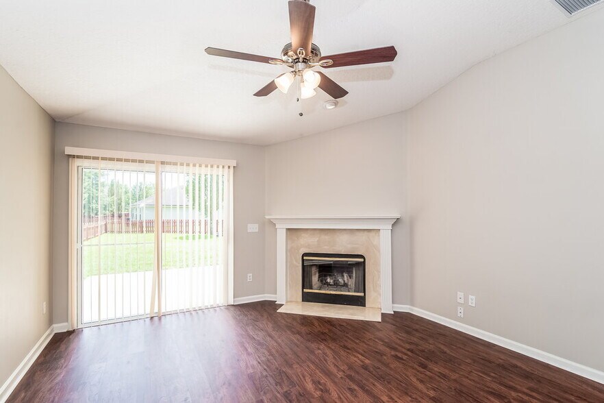 Building Photo - 12561 Brahma Bull Cir W