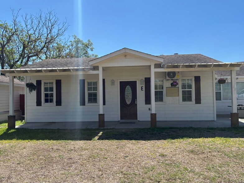 Building Photo - 13533 Raytel St