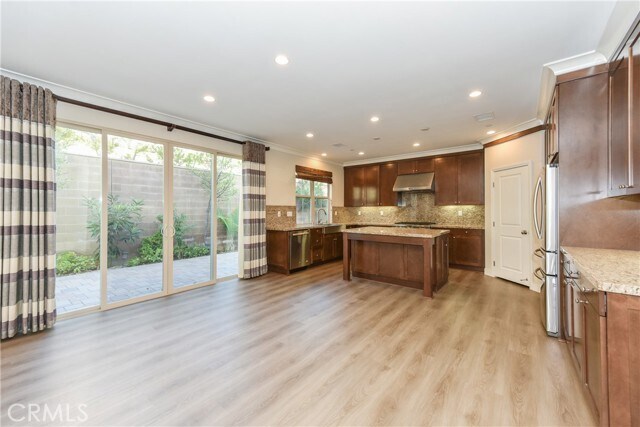 Building Photo - 67 Elmdale