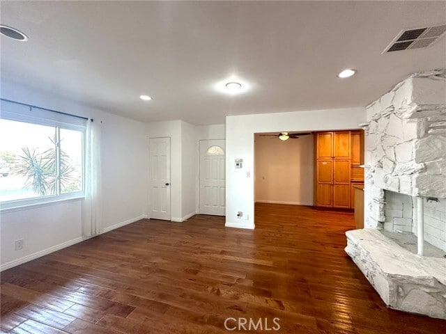 Building Photo - 1830 W Bernardy Pl