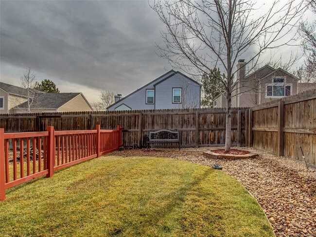 Building Photo - Spacious College Hills Home - 3 Bed, 3 Bath