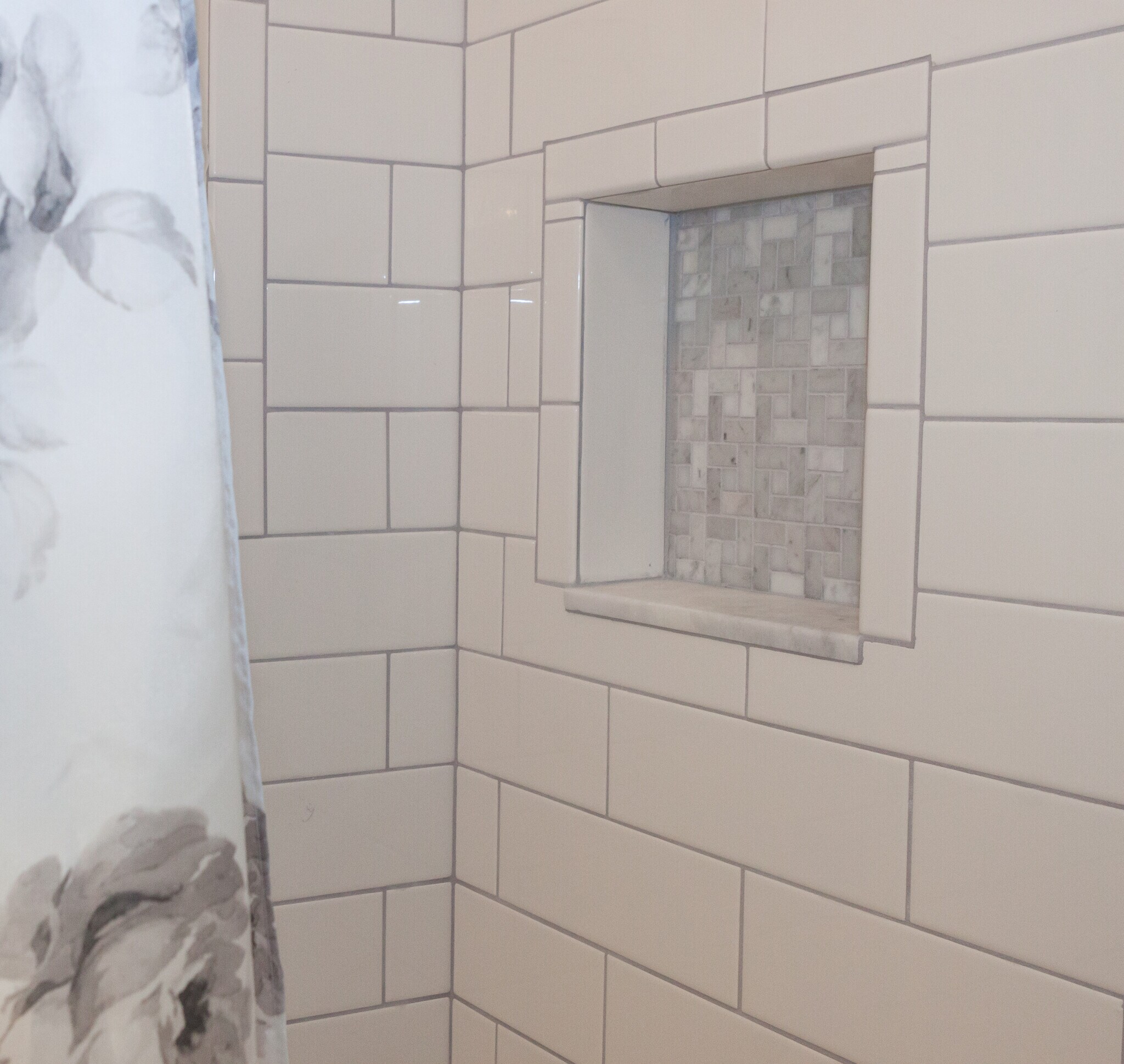 Building Photo - 415 S Revena Blvd