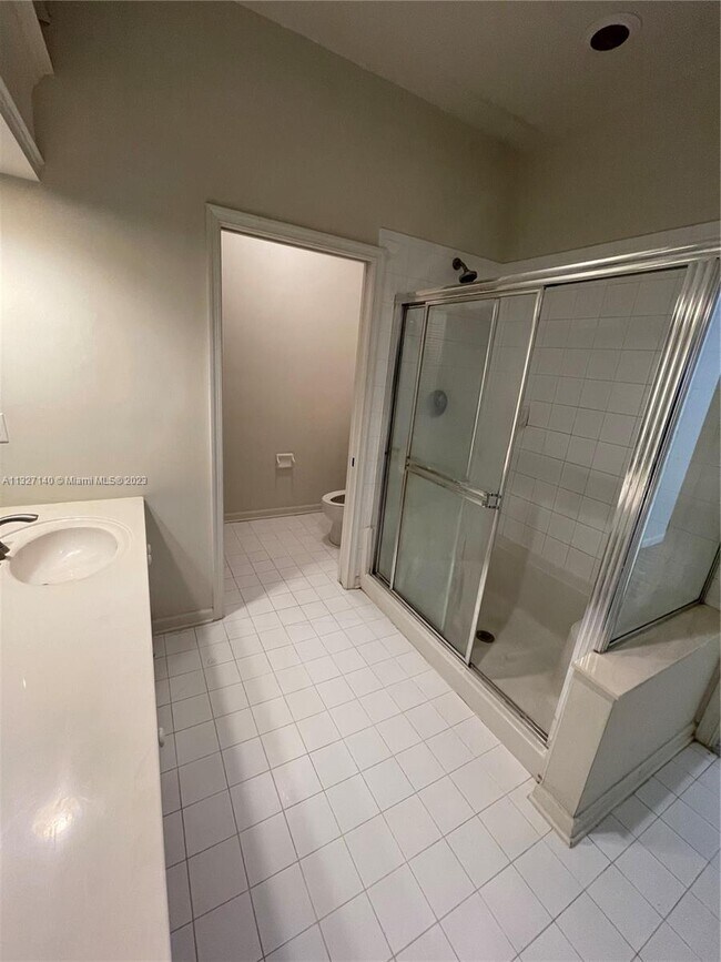 Building Photo - 5893 Plum Harbor Cir