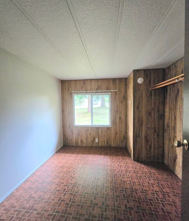 Building Photo - Gurol (11212 Rhody Dr #1)