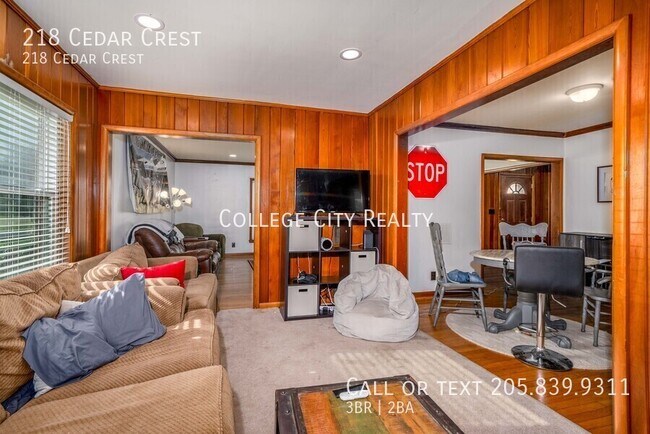 Building Photo - 218 Cedar Crest