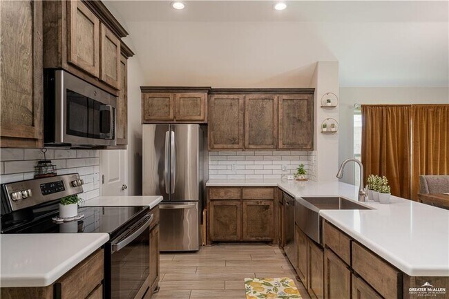 Building Photo - 5616 Escondido Pass