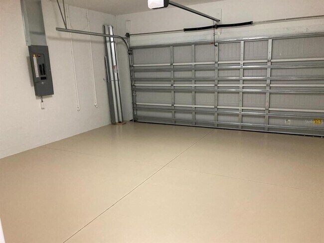 Building Photo - 6515 Clairborne Ln