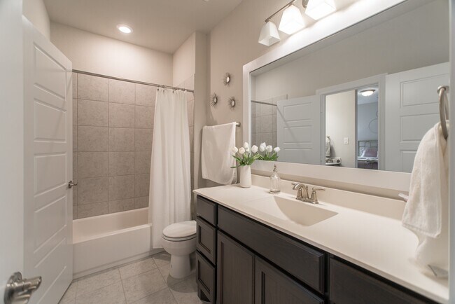 Building Photo - 73 Botanical Vista Dr