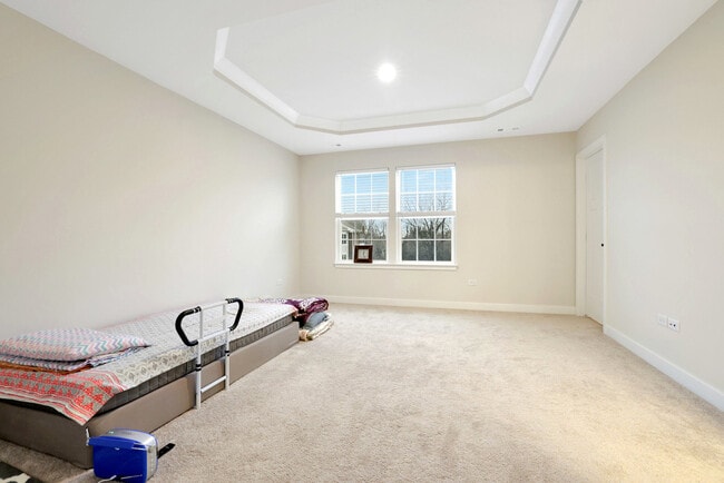 Building Photo - 155 Canterbury Way