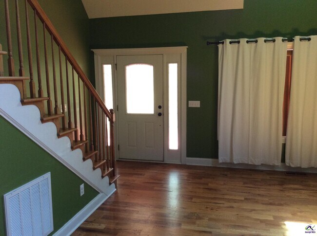 Building Photo - 464 Loblolly Ln