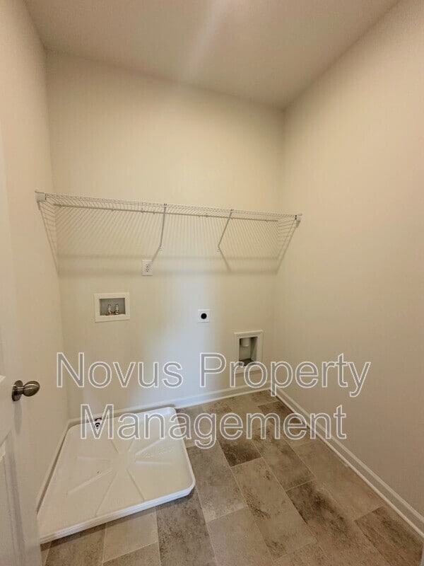 Building Photo - 206 Asher Dr