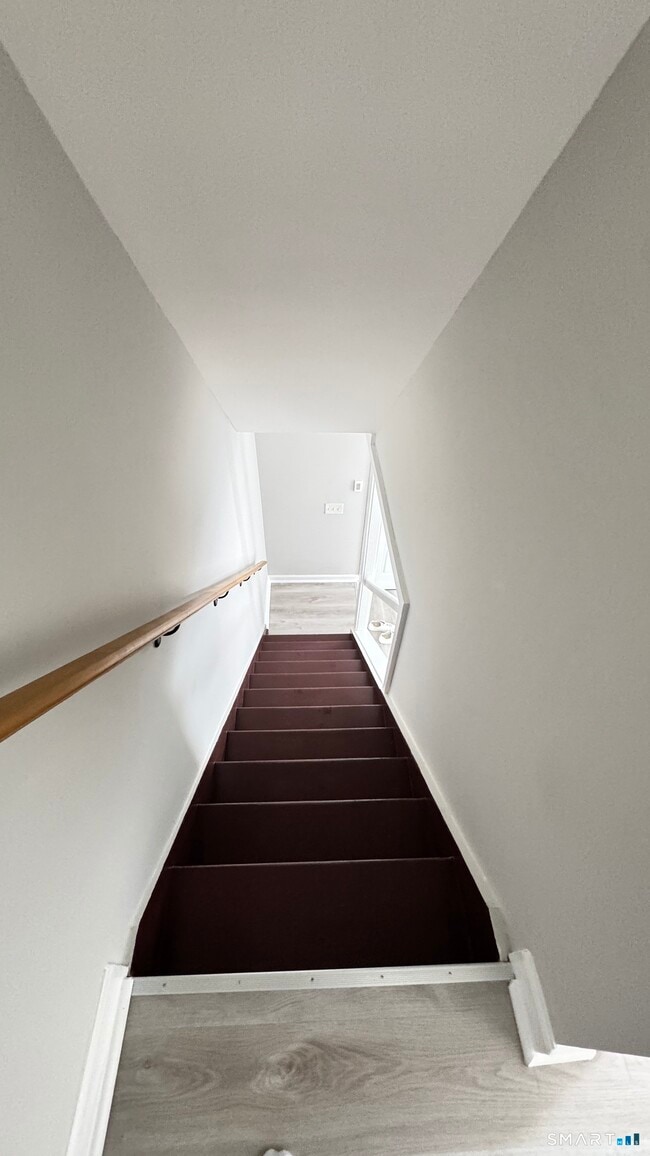 Building Photo - 26 Rock Creek Rd