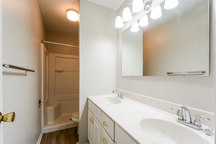 Building Photo - 11728 Vizcuya Ct