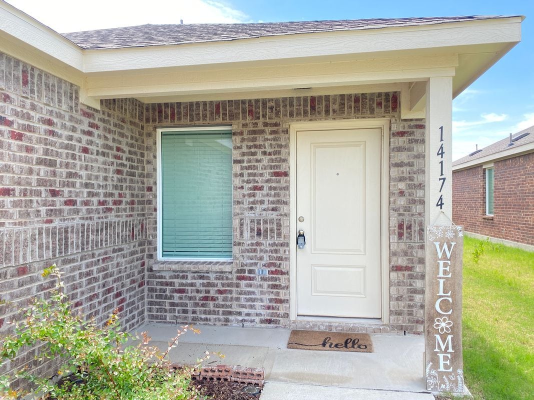 Building Photo - 14174 Inglebert St