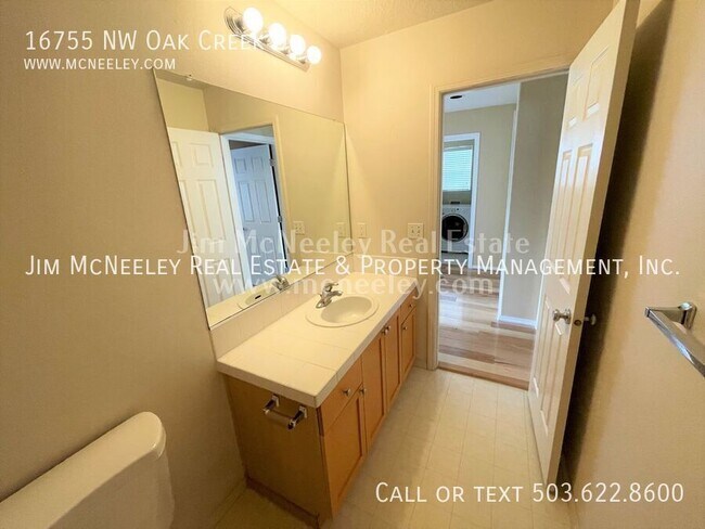 Building Photo - 16755 NW Oak Creek Dr