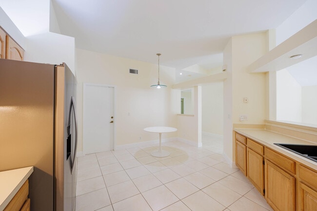 Building Photo - 9497 Boca Gardens Pkwy