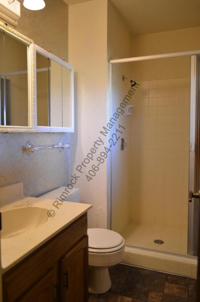 Building Photo - 4 Bedroom Heights Home