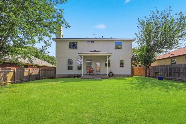 Building Photo - 111 Brazos Ln