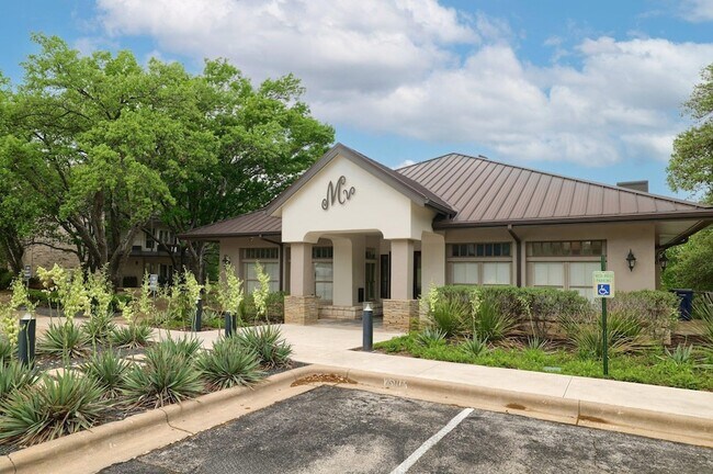Building Photo - 6000 Shepherd Mountain Cove