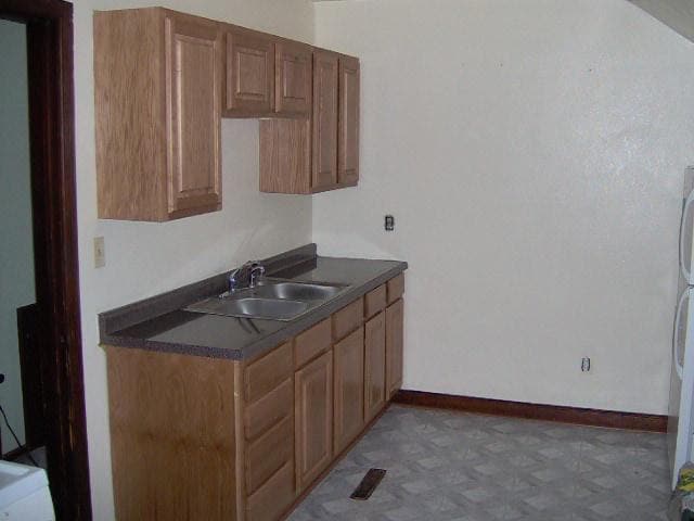 Primary Photo - 1219 Conway St