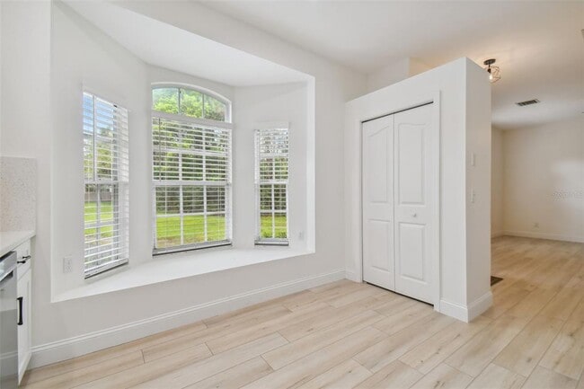 Building Photo - 4347 Deermont Cir