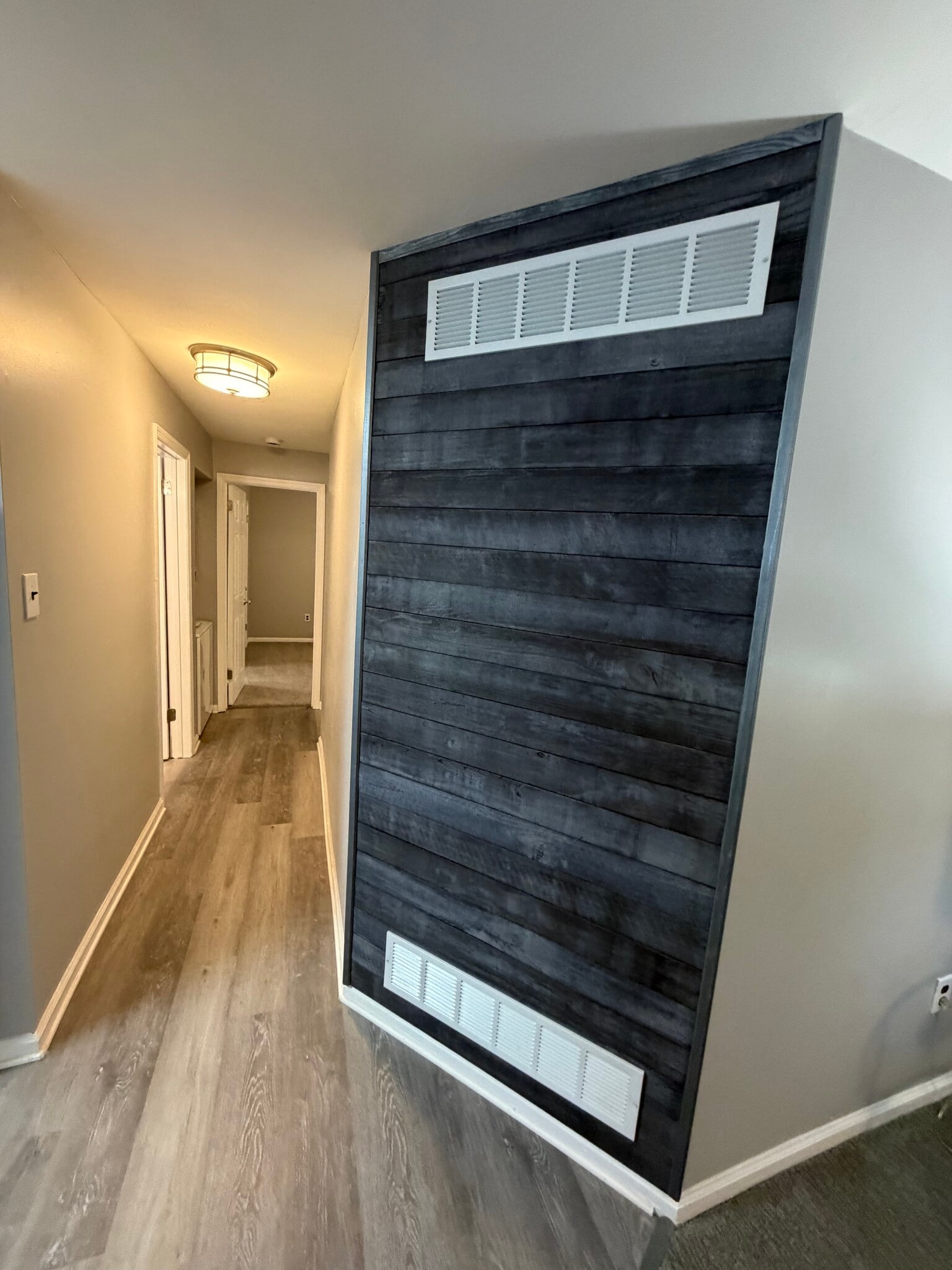 Hall to Bedrooms - 102 Stone Hurst Ct