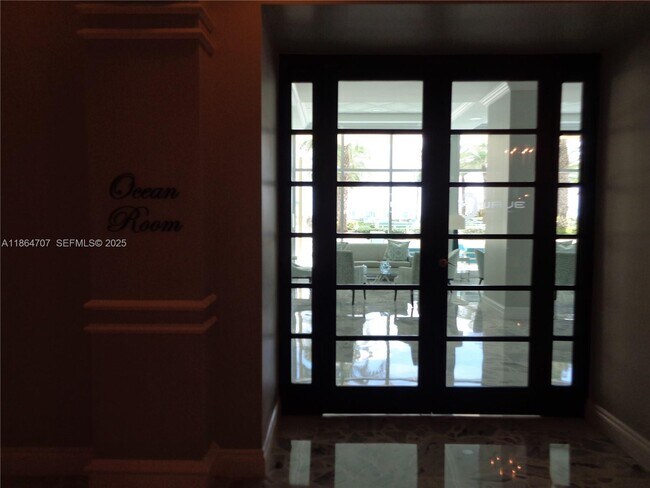 Building Photo - 2501 S Ocean Dr