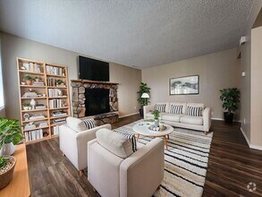 Building Photo - Charming 2-Bedroom, 1-Bathroom Upper-Level...