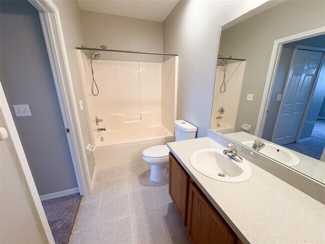 Building Photo - 9529 Newdale Way
