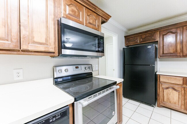 Building Photo - 3102 109th St